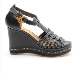 Barely worn Chloe black leather wedges